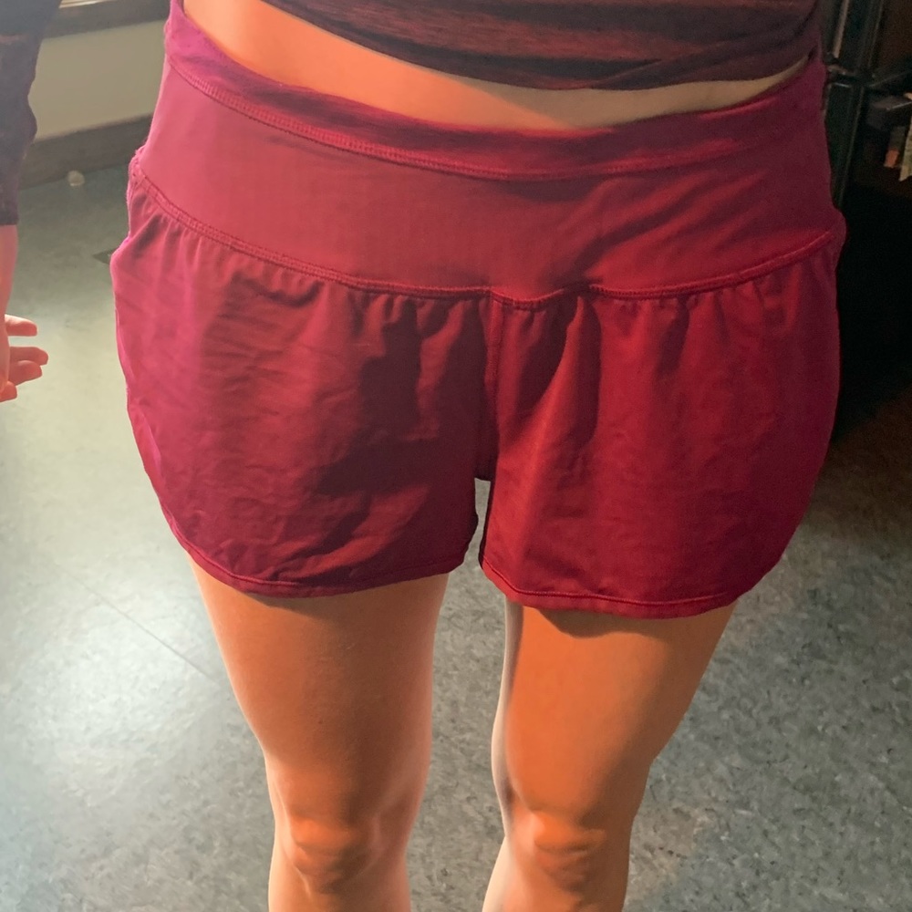 perfect condition hot pink lulu lemon shorts